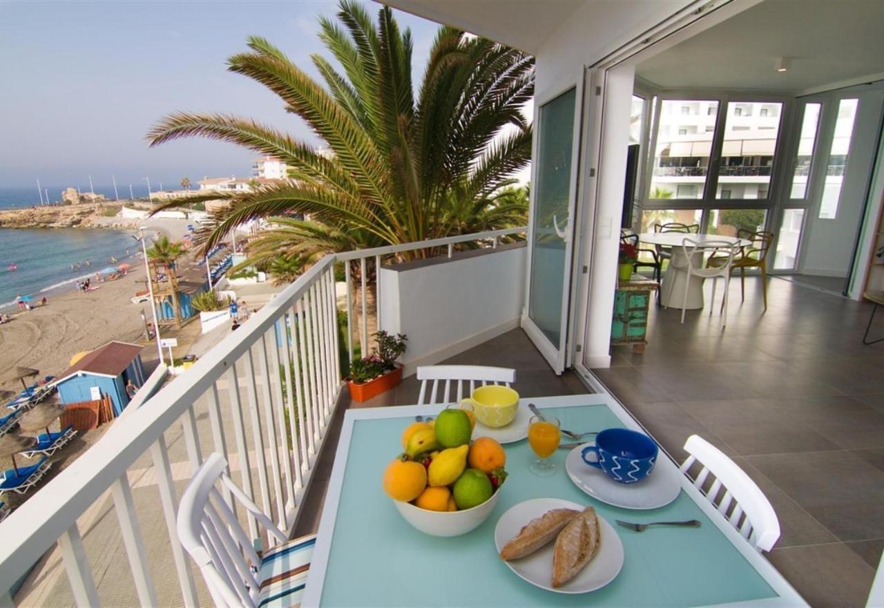 Super Front Line Modern New Apartm Nerja Esterno foto