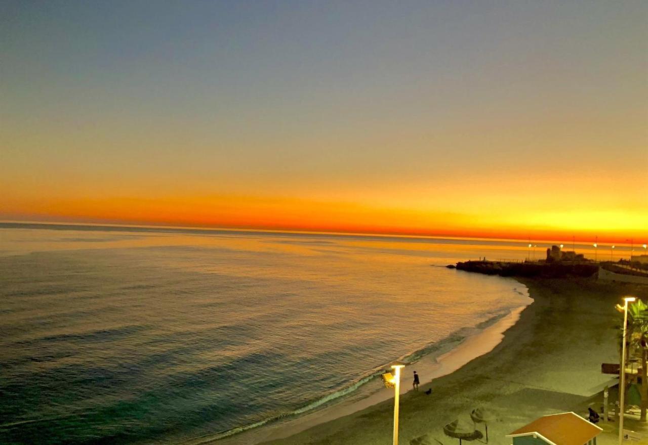 Super Front Line Modern New Apartm Nerja Esterno foto